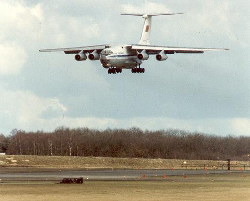 1993-03 Iljusin 170  hulpgoederen Oekraine.jpg